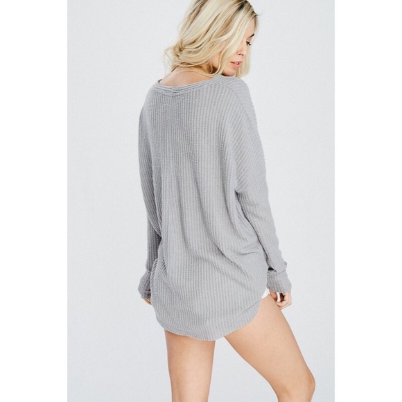 >>LAST<< Eve Button Down Thermal - Heather Gray - Picture 2 of 3